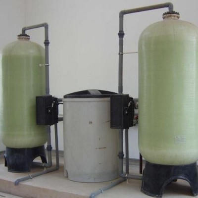 匯泉全自動(dòng)一體化控制軟化水設(shè)備