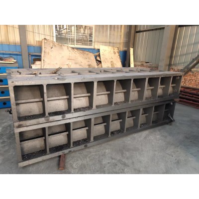 數(shù)控機(jī)床工作臺安裝樣式，機(jī)床床身